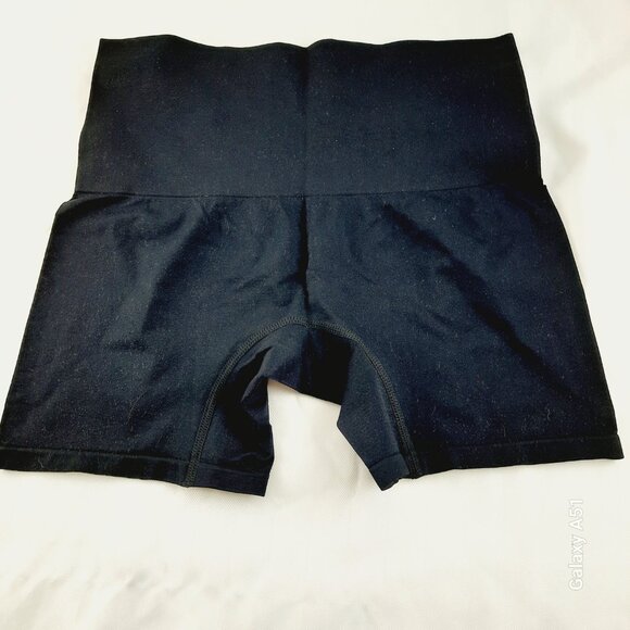 NWT Plus Size 1x essentials 1x 2x Black smooth, Slim shape comfort by Tummy Tank - Picture 3 of 11